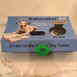 ET-300 Blue E-Collar Dog Trainer